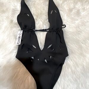 GIGICswimsuit